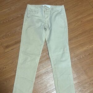 Aeropostale Khaki Skinny Twill Trousers in Size 0Short Will Be Your New Favs!